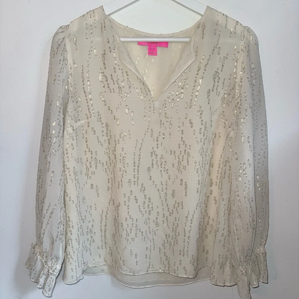 Lilly Pulitzer ELLAREY Cream V-Notch Metallic Dot Silk Blouse Size M - Picture 2 of 12